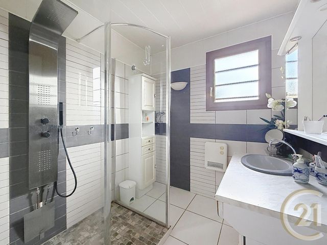 maison à vendre - 7 pièces - 108.54 m2 - MALAUNAY - 76 - HAUTE-NORMANDIE - Century 21 Bruno Ferrand