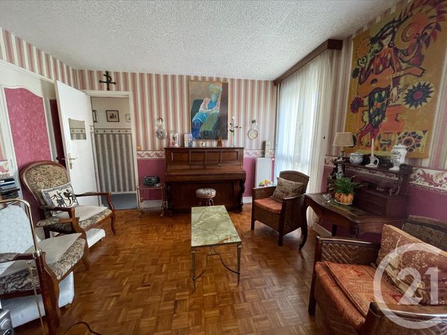 Appartement F6 à vendre - 6 pièces - 119.2 m2 - MAROMME - 76 - HAUTE-NORMANDIE - Century 21 Bruno Ferrand