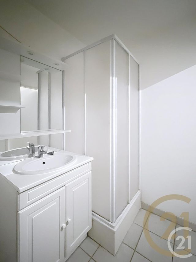 Appartement T1 à vendre - 1 pièce - 35.47 m2 - CANTELEU - 76 - HAUTE-NORMANDIE - Century 21 Bruno Ferrand