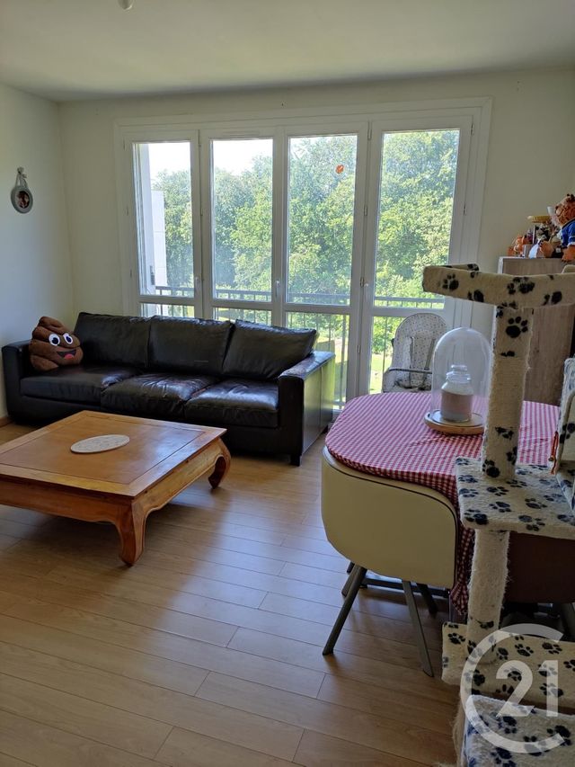 Afficher la photo en grand Appartement T3 à vendre - 3 pièces - 61.0 m2 - MAROMME - 76 - HAUTE-NORMANDIE - Century 21 Bruno Ferrand