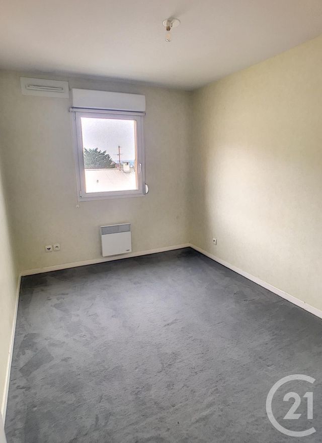 Afficher la photo en grand Appartement F4 à louer - 4 pièces - 71.56 m2 - DEVILLE LES ROUEN - 76 - HAUTE-NORMANDIE - Century 21 Bruno Ferrand