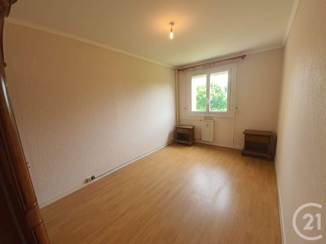 Appartement F3 à vendre - 3 pièces - 66.11 m2 - CANTELEU - 76 - HAUTE-NORMANDIE - Century 21 Bruno Ferrand Appartement F3 à vendre - 3 pièces - 66.11 m2 - CANTELEU - 76 - HAUTE-NORMANDIE - Century 21 Bruno Ferrand