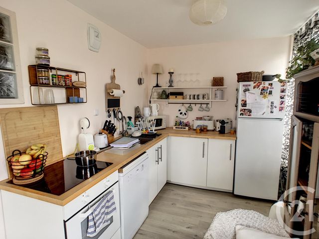 Appartement F2 à louer - 2 pièces - 42.71 m2 - DEVILLE LES ROUEN - 76 - HAUTE-NORMANDIE - Century 21 Bruno Ferrand Appartement F2 à louer - 2 pièces - 42.71 m2 - DEVILLE LES ROUEN - 76 - HAUTE-NORMANDIE - Century 21 Bruno Ferrand