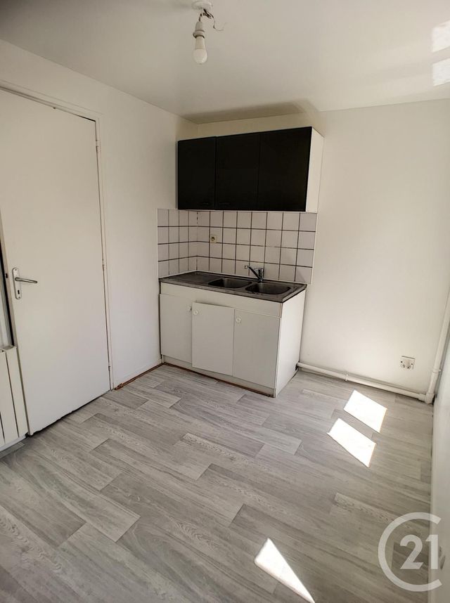 Appartement F3 à louer - 3 pièces - 51.21 m2 - NOTRE DAME DE BONDEVILLE - 76 - HAUTE-NORMANDIE - Century 21 Bruno Ferrand Appartement F3 à louer - 3 pièces - 51.21 m2 - NOTRE DAME DE BONDEVILLE - 76 - HAUTE-NORMANDIE - Century 21 Bruno Ferrand