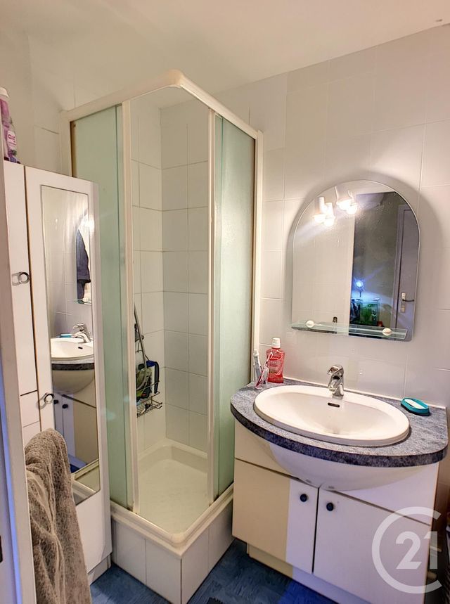 Appartement F2 à louer - 2 pièces - 45.97 m2 - ROUEN - 76 - HAUTE-NORMANDIE - Century 21 Bruno Ferrand Appartement F2 à louer - 2 pièces - 45.97 m2 - ROUEN - 76 - HAUTE-NORMANDIE - Century 21 Bruno Ferrand