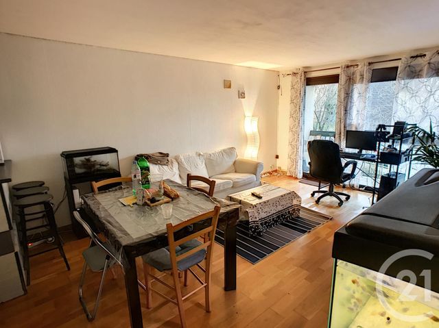 Appartement F2 à louer - 2 pièces - 45.97 m2 - ROUEN - 76 - HAUTE-NORMANDIE - Century 21 Bruno Ferrand Appartement F2 à louer - 2 pièces - 45.97 m2 - ROUEN - 76 - HAUTE-NORMANDIE - Century 21 Bruno Ferrand