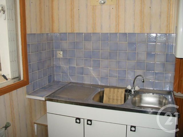 Afficher la photo en grand Appartement F3 à vendre - 3 pièces - 56.67 m2 - DEVILLE LES ROUEN - 76 - HAUTE-NORMANDIE - Century 21 Bruno Ferrand