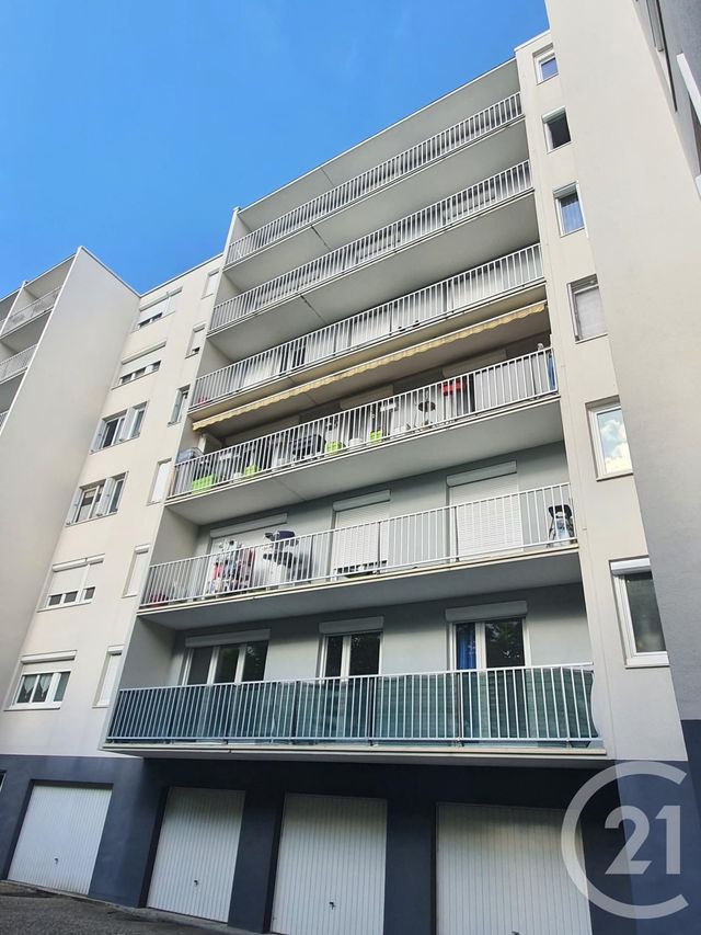Afficher la photo en grand Appartement F3 à vendre - 3 pièces - 56.67 m2 - DEVILLE LES ROUEN - 76 - HAUTE-NORMANDIE - Century 21 Bruno Ferrand