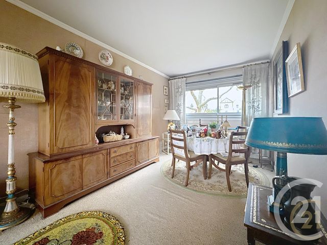 Appartement F4 à vendre - 4 pièces - 77.17 m2 - DEVILLE LES ROUEN - 76 - HAUTE-NORMANDIE - Century 21 Bruno Ferrand