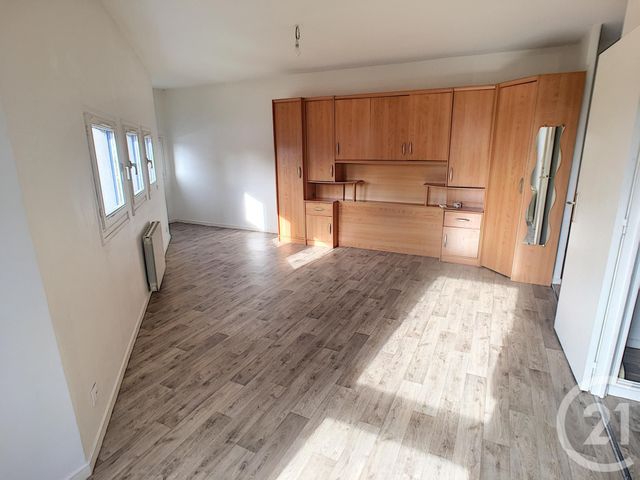 Appartement F1 à louer - 1 pièce - 34.8 m2 - MAROMME - 76 - HAUTE-NORMANDIE - Century 21 Bruno Ferrand