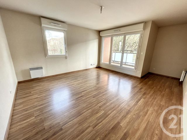 Appartement F3 à louer - 3 pièces - 66.36 m2 - DEVILLE LES ROUEN - 76 - HAUTE-NORMANDIE - Century 21 Bruno Ferrand