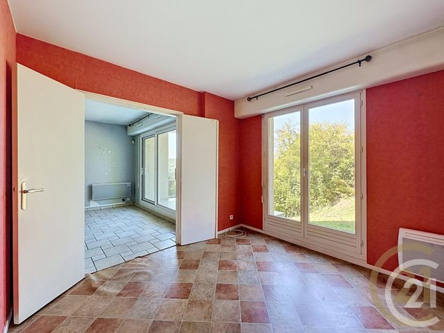 Appartement F3 à vendre - 4 pièces - 62.66 m2 - DEVILLE LES ROUEN - 76 - HAUTE-NORMANDIE - Century 21 Bruno Ferrand