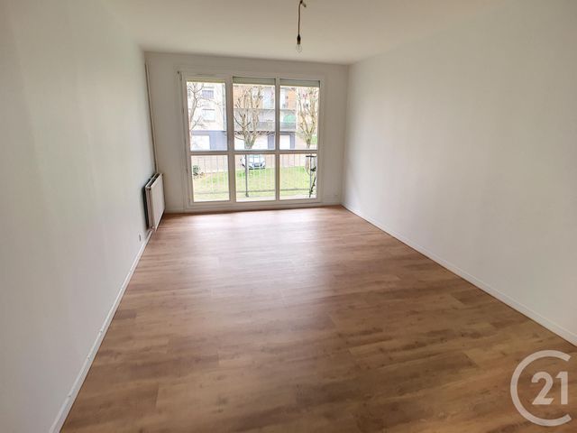 Appartement F3 à louer - 3 pièces - 64.0 m2 - DEVILLE LES ROUEN - 76 - HAUTE-NORMANDIE - Century 21 Bruno Ferrand