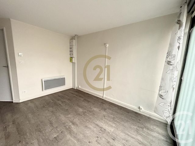 Appartement à louer - 2 pièces - 24.81 m2 - DEVILLE LES ROUEN - 76 - HAUTE-NORMANDIE - Century 21 Bruno Ferrand