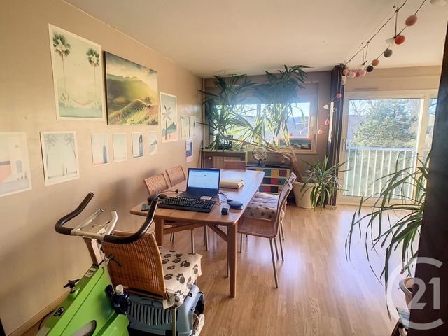 Appartement F3 à louer - 4 pièces - 83.9 m2 - DEVILLE LES ROUEN - 76 - HAUTE-NORMANDIE - Century 21 Bruno Ferrand