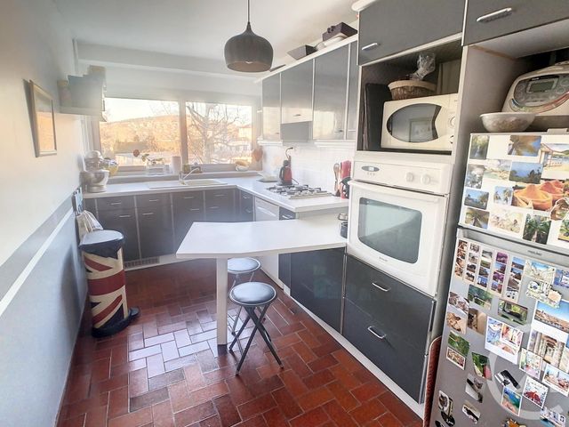 Appartement F3 à louer - 4 pièces - 83.9 m2 - DEVILLE LES ROUEN - 76 - HAUTE-NORMANDIE - Century 21 Bruno Ferrand