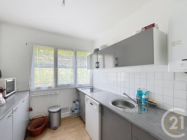 Appartement F3 à louer - 3 pièces - 56.21 m2 - DEVILLE LES ROUEN - 76 - HAUTE-NORMANDIE - Century 21 Bruno Ferrand