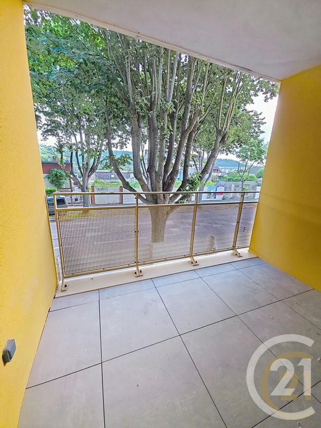 Appartement F3 à louer - 3 pièces - 68.36 m2 - SOTTEVILLE LES ROUEN - 76 - HAUTE-NORMANDIE - Century 21 Bruno Ferrand