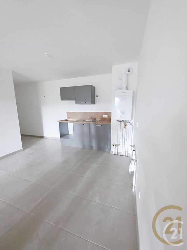 Appartement F3 à louer - 3 pièces - 68.36 m2 - SOTTEVILLE LES ROUEN - 76 - HAUTE-NORMANDIE - Century 21 Bruno Ferrand
