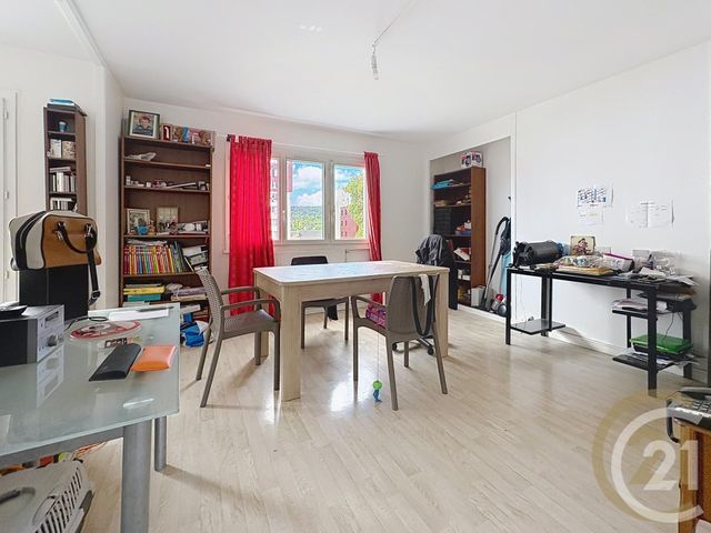 Appartement F3 bis à vendre - 4 pièces - 70.87 m2 - DEVILLE LES ROUEN - 76 - HAUTE-NORMANDIE - Century 21 Bruno Ferrand