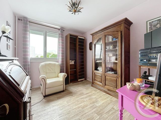 Appartement F4 à vendre - 4 pièces - 81.3 m2 - CANTELEU - 76 - HAUTE-NORMANDIE - Century 21 Bruno Ferrand