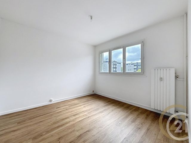 Appartement F4 à louer - 4 pièces - 74.65 m2 - CANTELEU - 76 - HAUTE-NORMANDIE - Century 21 Bruno Ferrand