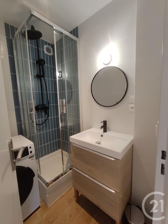 Appartement F4 à louer - 2 pièces - 12.17 m2 - DEVILLE LES ROUEN - 76 - HAUTE-NORMANDIE - Century 21 Bruno Ferrand