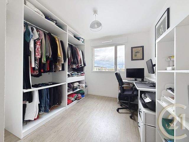 Appartement F3 à vendre - 3 pièces - 65.24 m2 - MONT ST AIGNAN - 76 - HAUTE-NORMANDIE - Century 21 Bruno Ferrand