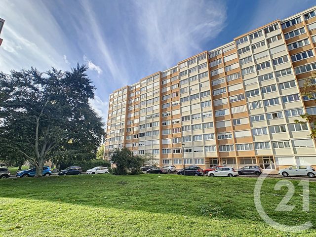 Afficher la photo en grand Appartement F3 à louer - 3 pièces - 55.31 m2 - SOTTEVILLE LES ROUEN - 76 - HAUTE-NORMANDIE - Century 21 Bruno Ferrand