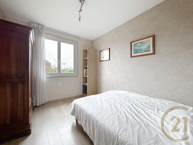 Afficher la photo en grand maison à vendre - 4 pièces - 65.9 m2 - LE MESNIL ESNARD - 76 - HAUTE-NORMANDIE - Century 21 Bruno Ferrand