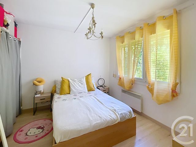 Appartement F3 à louer - 3 pièces - 64.2 m2 - DEVILLE LES ROUEN - 76 - HAUTE-NORMANDIE - Century 21 Bruno Ferrand