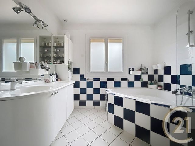 maison à vendre - 6 pièces - 156.0 m2 - MONT CAUVAIRE - 76 - HAUTE-NORMANDIE - Century 21 Bruno Ferrand