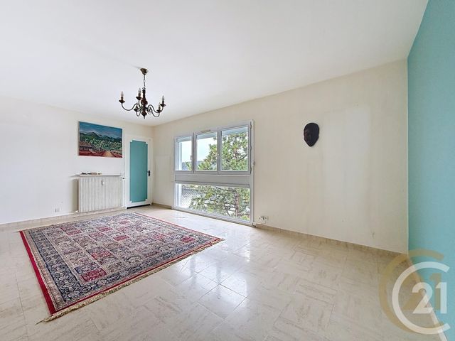 Appartement T4 à vendre - 4 pièces - 77.26 m2 - DEVILLE LES ROUEN - 76 - HAUTE-NORMANDIE - Century 21 Bruno Ferrand