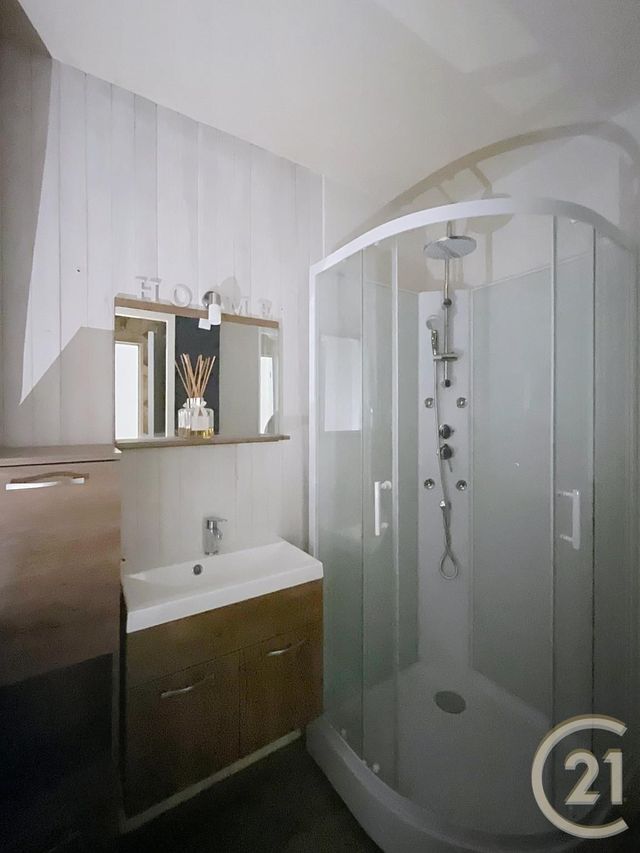 Appartement F2 à louer - 2 pièces - 42.13 m2 - DEVILLE LES ROUEN - 76 - HAUTE-NORMANDIE - Century 21 Bruno Ferrand