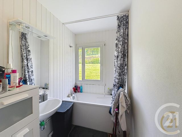 Appartement F3 à louer - 3 pièces - 56.21 m2 - DEVILLE LES ROUEN - 76 - HAUTE-NORMANDIE - Century 21 Bruno Ferrand