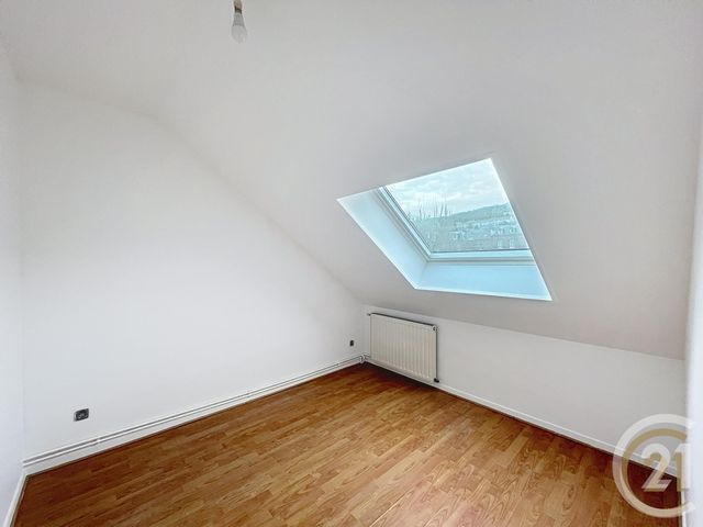 maison à louer - 4 pièces - 65.0 m2 - DEVILLE LES ROUEN - 76 - HAUTE-NORMANDIE - Century 21 Bruno Ferrand