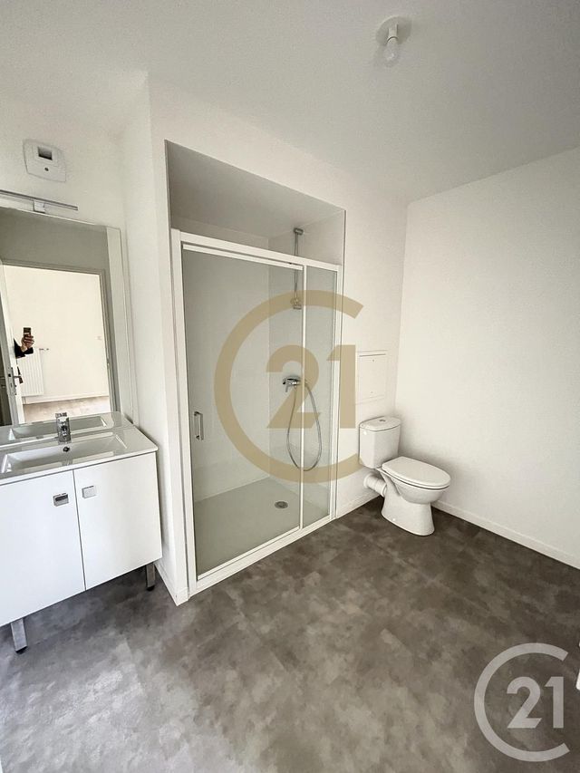 Appartement F3 à louer - 3 pièces - 56.0 m2 - BIHOREL - 76 - HAUTE-NORMANDIE - Century 21 Bruno Ferrand