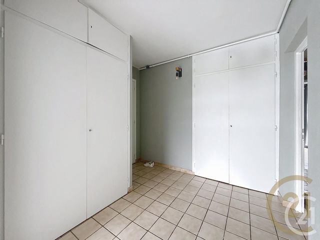 Appartement T3 à vendre - 3 pièces - 66.39 m2 - DEVILLE LES ROUEN - 76 - HAUTE-NORMANDIE - Century 21 Bruno Ferrand