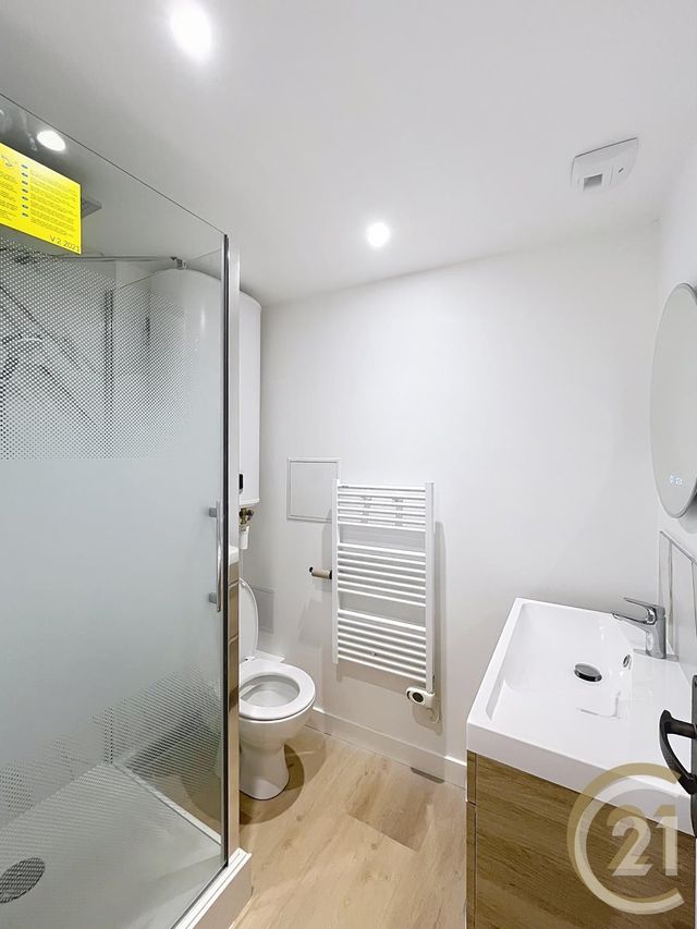 Appartement F2 à louer - 2 pièces - 39.5 m2 - MALAUNAY - 76 - HAUTE-NORMANDIE - Century 21 Bruno Ferrand