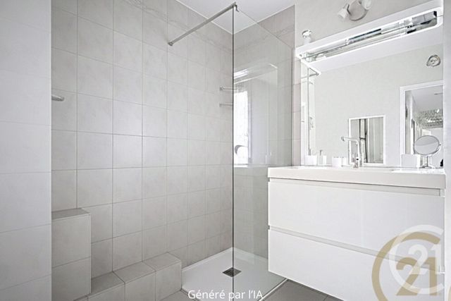 Appartement T4 à vendre - 4 pièces - 85.03 m2 - DEVILLE LES ROUEN - 76 - HAUTE-NORMANDIE - Century 21 Bruno Ferrand