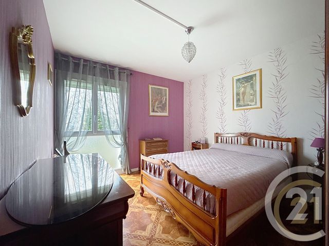 Appartement T4 à vendre - 4 pièces - 85.03 m2 - DEVILLE LES ROUEN - 76 - HAUTE-NORMANDIE - Century 21 Bruno Ferrand