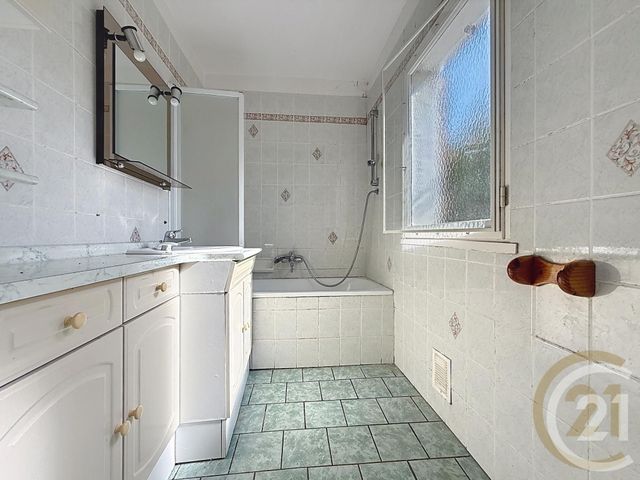 maison à vendre - 5 pièces - 106.84 m2 - CLERES - 76 - HAUTE-NORMANDIE - Century 21 Bruno Ferrand