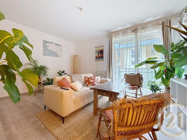 Appartement F3 à vendre - 3 pièces - 57.26 m2 - LE PETIT QUEVILLY - 76 - HAUTE-NORMANDIE - Century 21 Bruno Ferrand