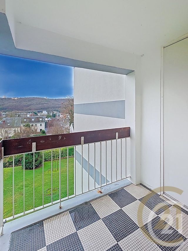 Appartement F4 à louer - 4 pièces - 77.94 m2 - DEVILLE LES ROUEN - 76 - HAUTE-NORMANDIE - Century 21 Bruno Ferrand