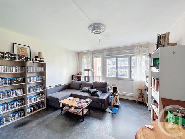 Appartement F3 à louer - 3 pièces - 55.13 m2 - DEVILLE LES ROUEN - 76 - HAUTE-NORMANDIE - Century 21 Bruno Ferrand