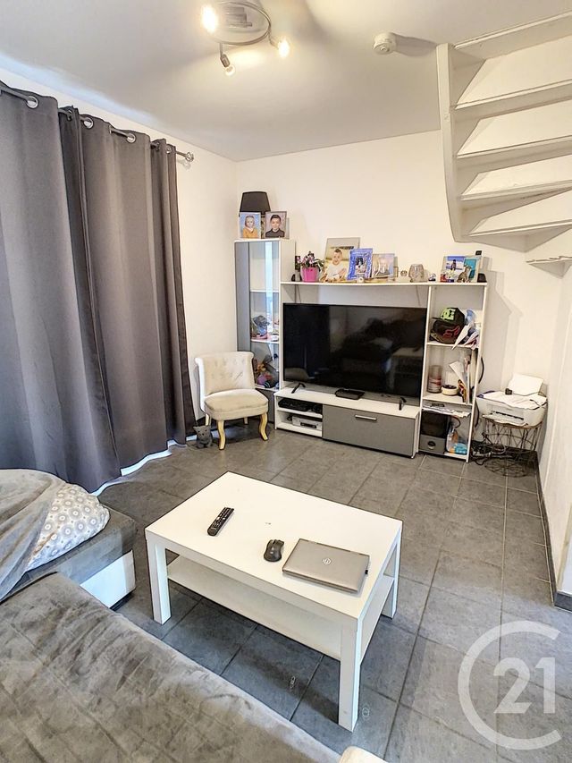 maison à louer - 4 pièces - 63.47 m2 - DEVILLE LES ROUEN - 76 - HAUTE-NORMANDIE - Century 21 Bruno Ferrand