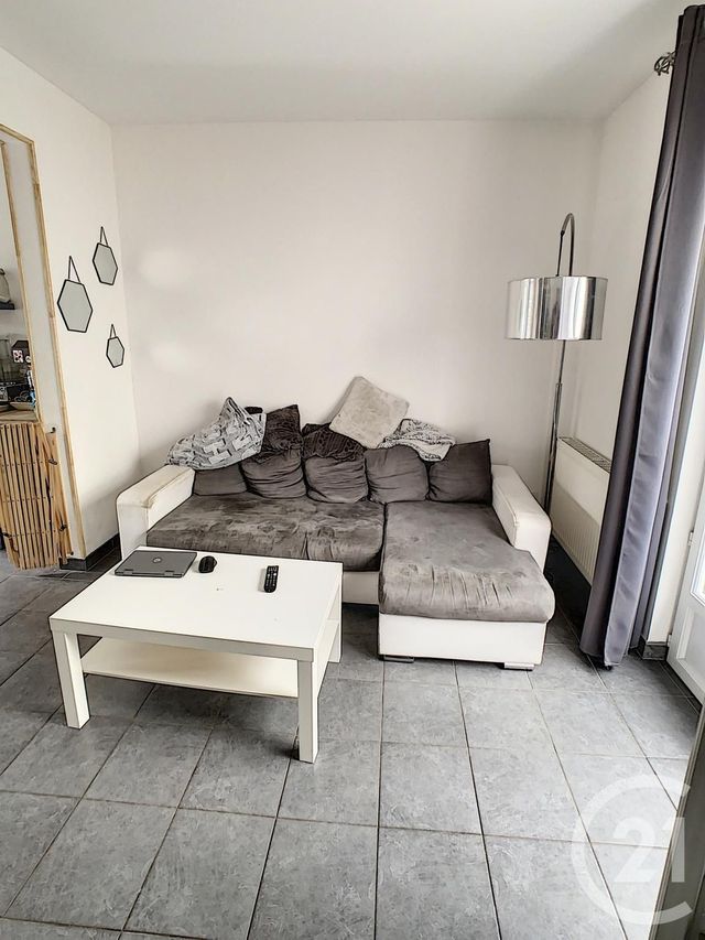 maison à louer - 4 pièces - 63.47 m2 - DEVILLE LES ROUEN - 76 - HAUTE-NORMANDIE - Century 21 Bruno Ferrand