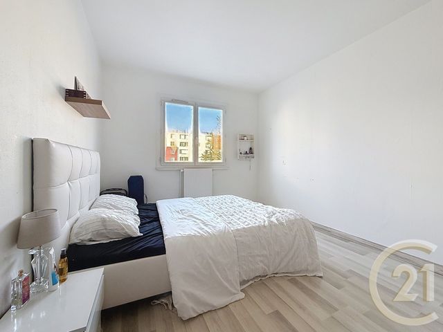 Appartement F2 à vendre - 2 pièces - 41.11 m2 - DEVILLE LES ROUEN - 76 - HAUTE-NORMANDIE - Century 21 Bruno Ferrand