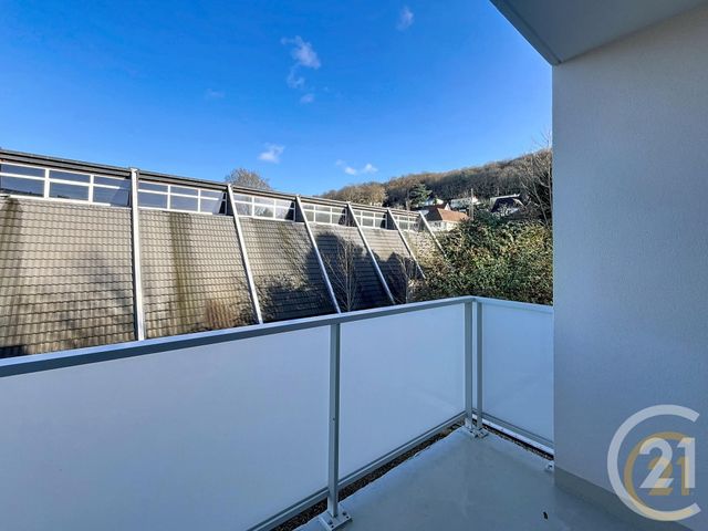 Appartement T2 à louer - 2 pièces - 45.17 m2 - DEVILLE LES ROUEN - 76 - HAUTE-NORMANDIE - Century 21 Bruno Ferrand