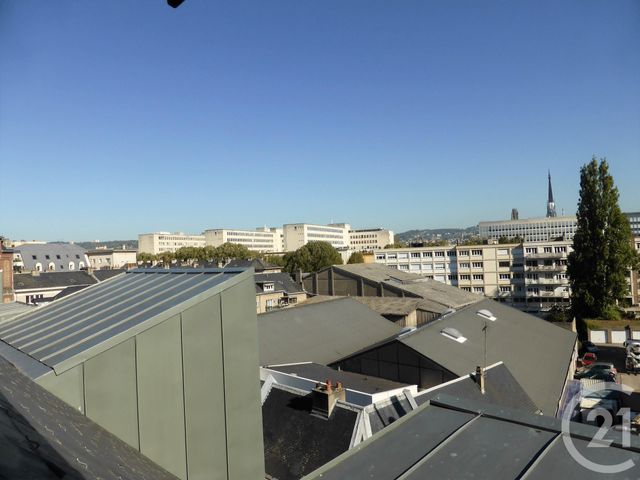 Appartement à louer - 3 pièces - 65.2 m2 - ROUEN - 76 - HAUTE-NORMANDIE - Century 21 Bruno Ferrand